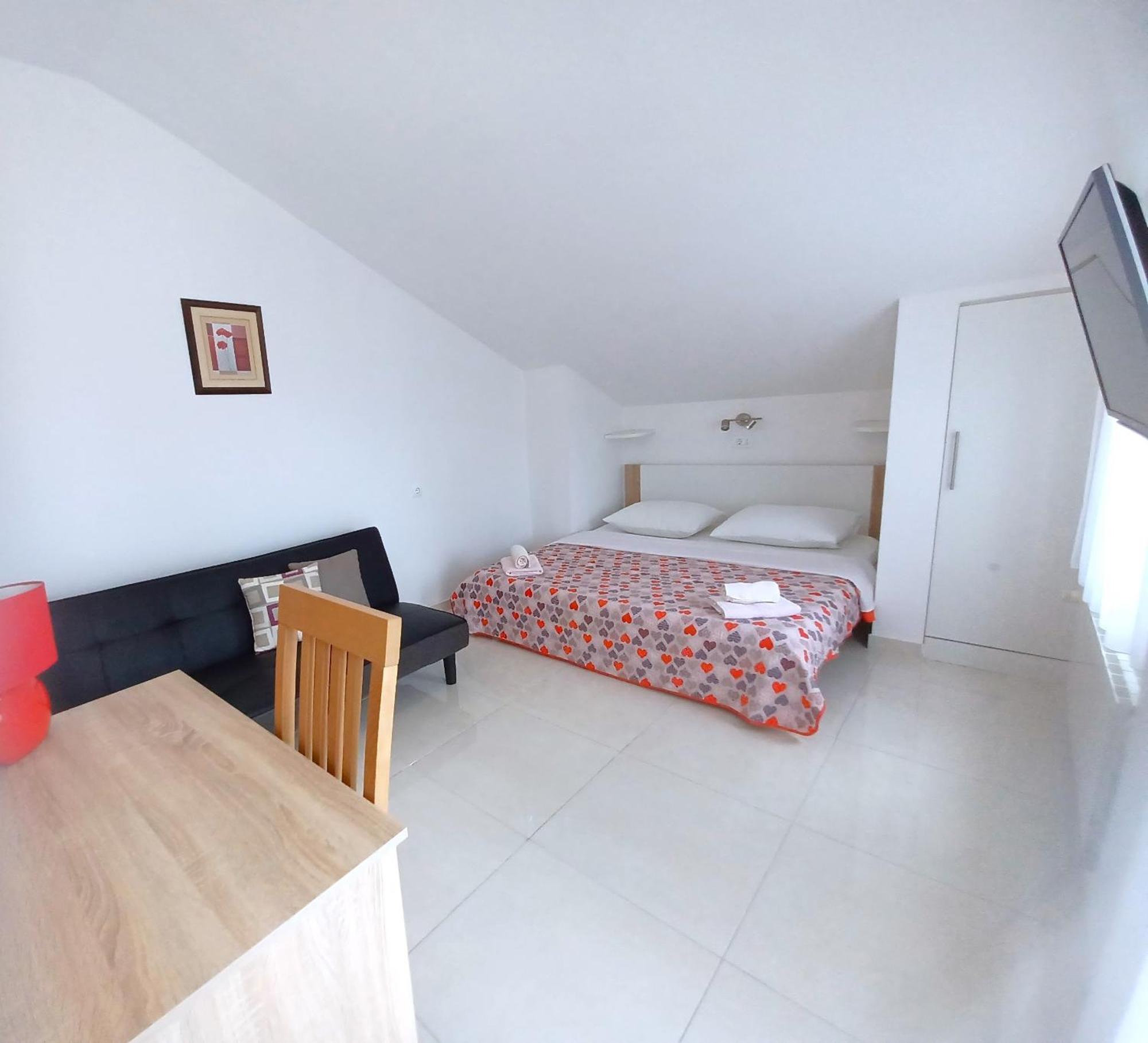 Guesthouse Cecilia Malinska Luaran gambar
