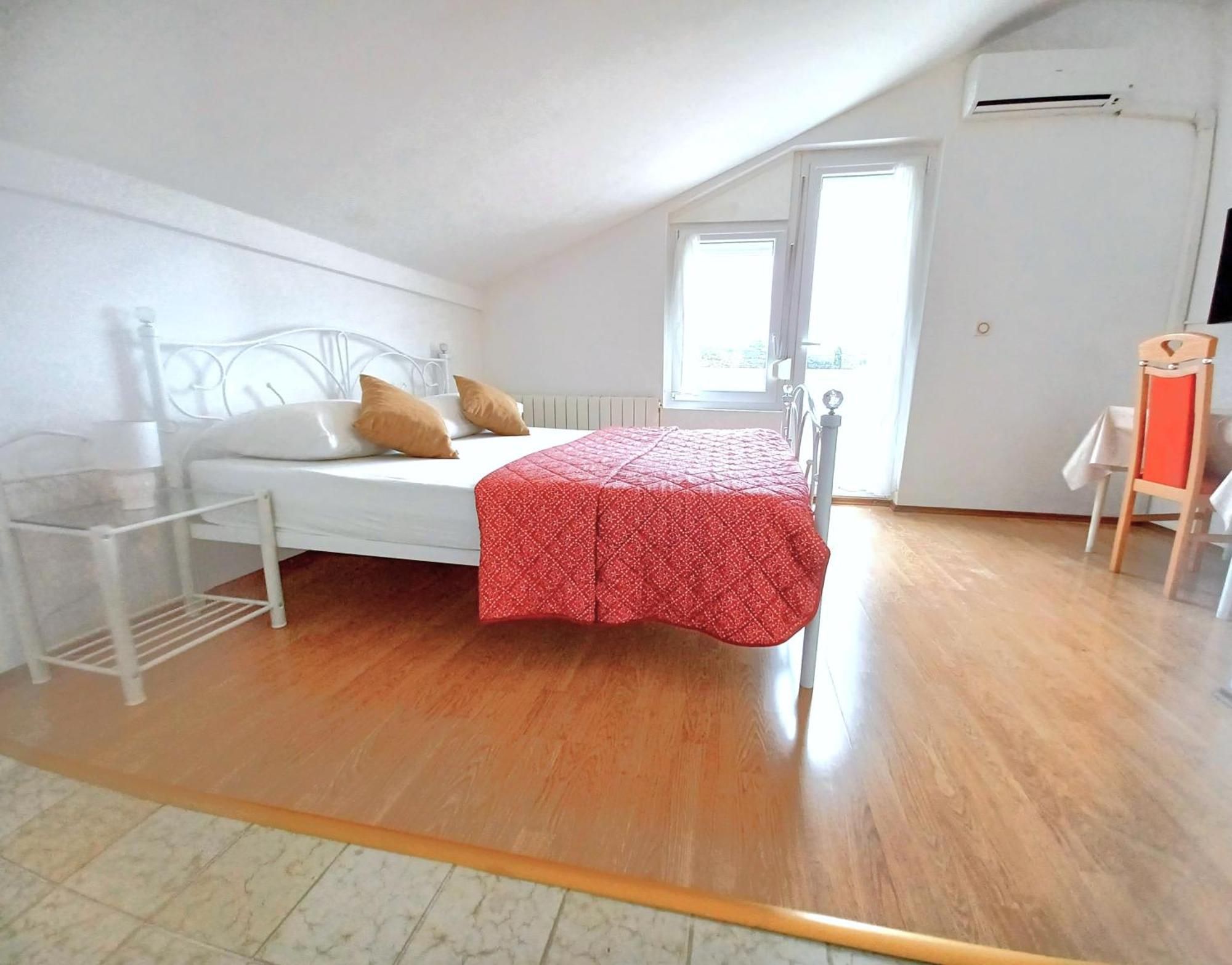 Guesthouse Cecilia Malinska Luaran gambar
